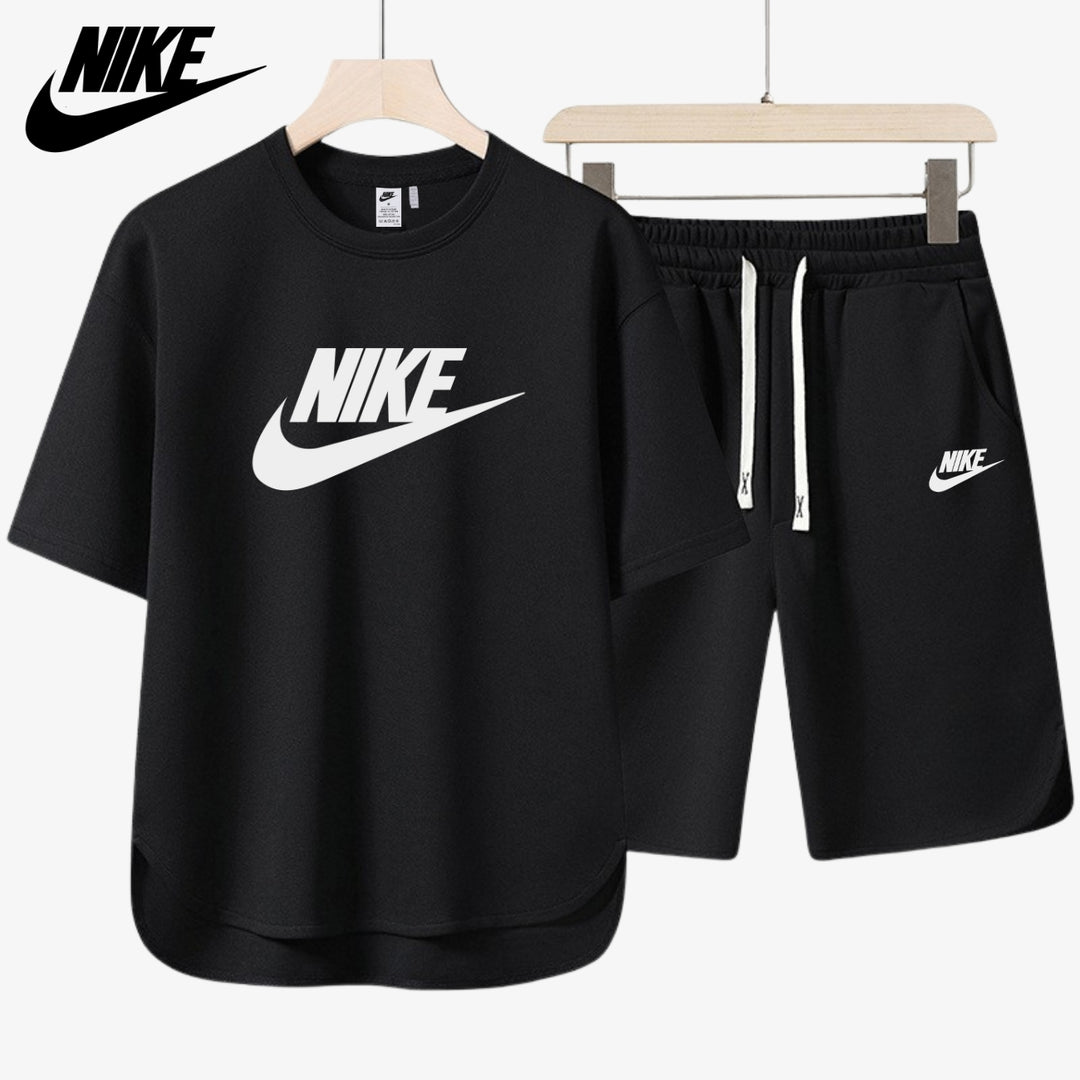 NIKE – Uformelt T-skjorte- og shortsett 2025