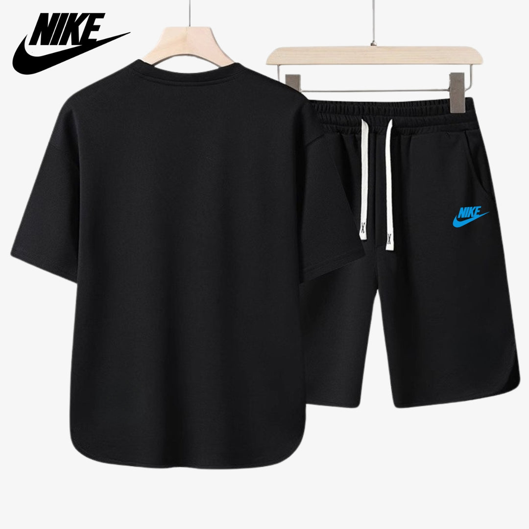 NIKE – Uformelt T-skjorte- og shortsett 2025