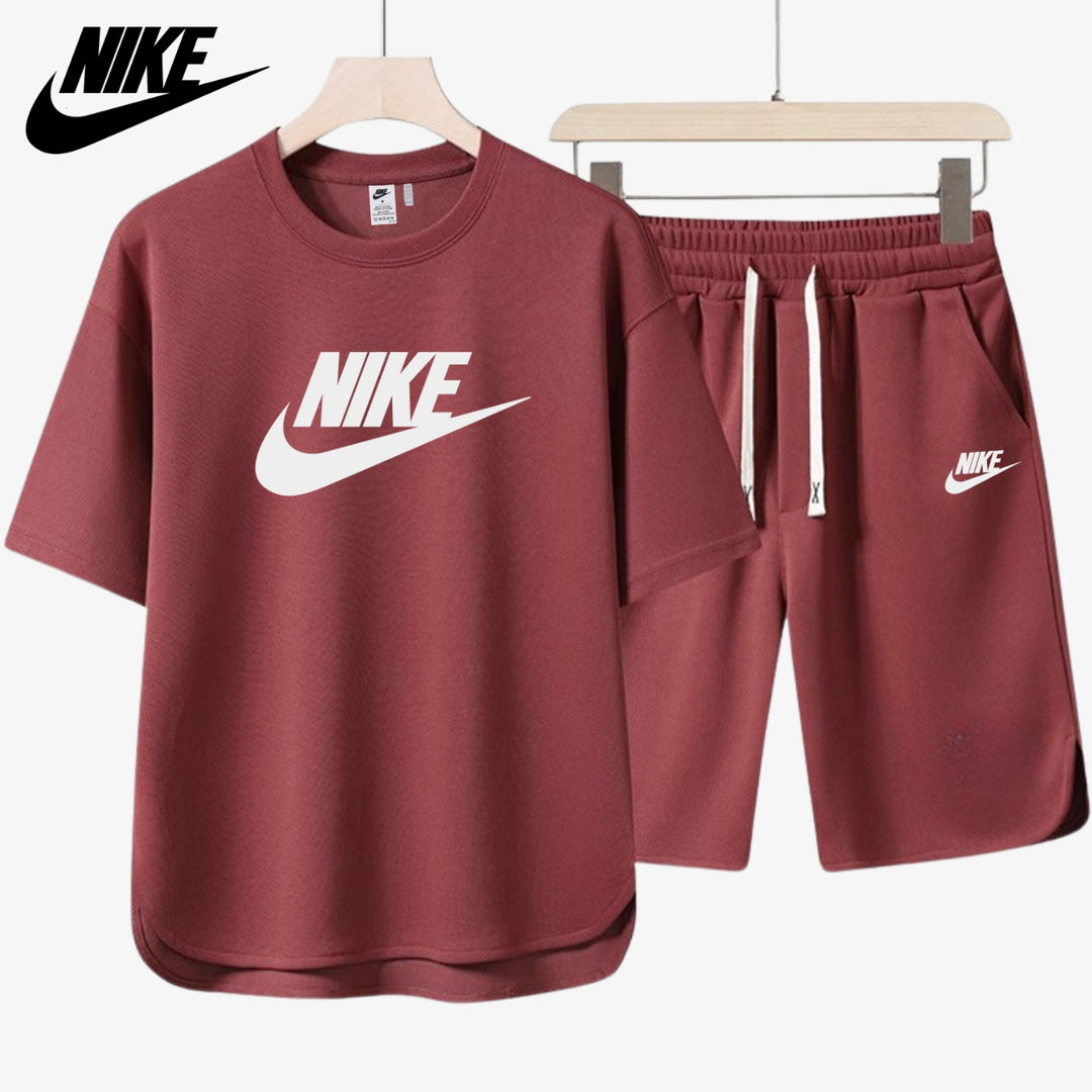 NIKE – Uformelt T-skjorte- og shortsett 2025