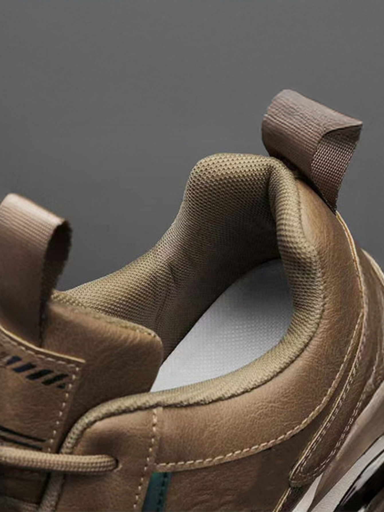 Essential Premium Sneakers - H. Boss